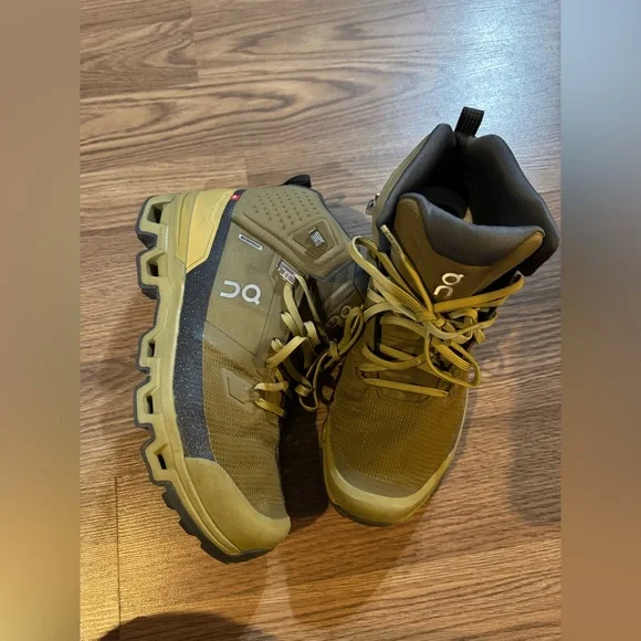 On Running Cloudrock 2 Waterproof
On Running Men's Athletic Shoes - Picture 12 of 13